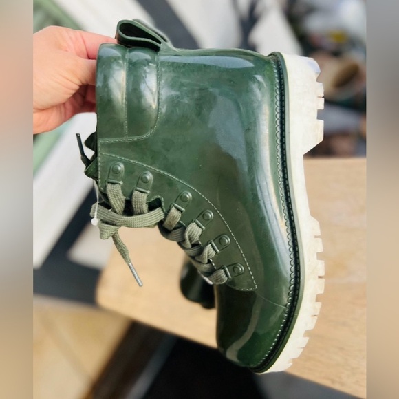 Circus by Sam Edelman Women's Kascade Rain Boot Hunter Green Shiny size 7 - Picture 1 of 13